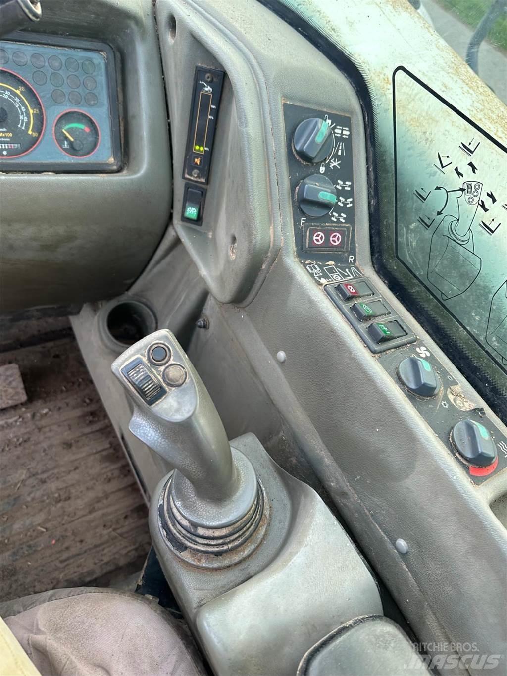 CLAAS K50 Телескопични товарачи