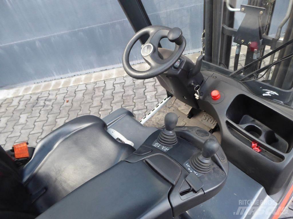 Linde E15-02 Електрически вилични кари-повдигачи