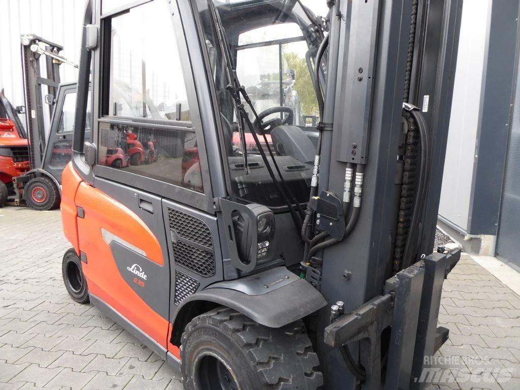 Linde E35L-01 Електрически вилични кари-повдигачи