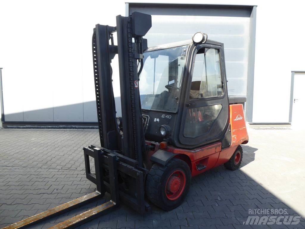 Linde E40P Електрически вилични кари-повдигачи