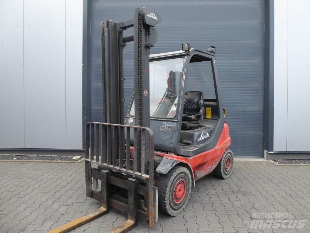 Linde H25T-03 Камиони с АГУ