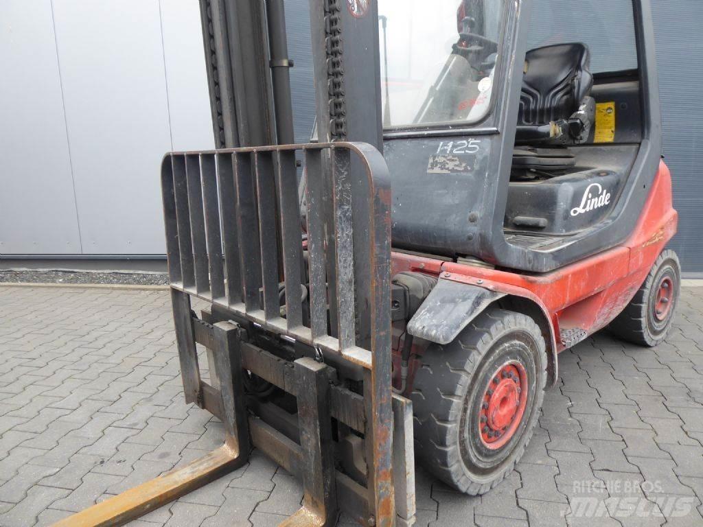 Linde H25T-03 Камиони с АГУ
