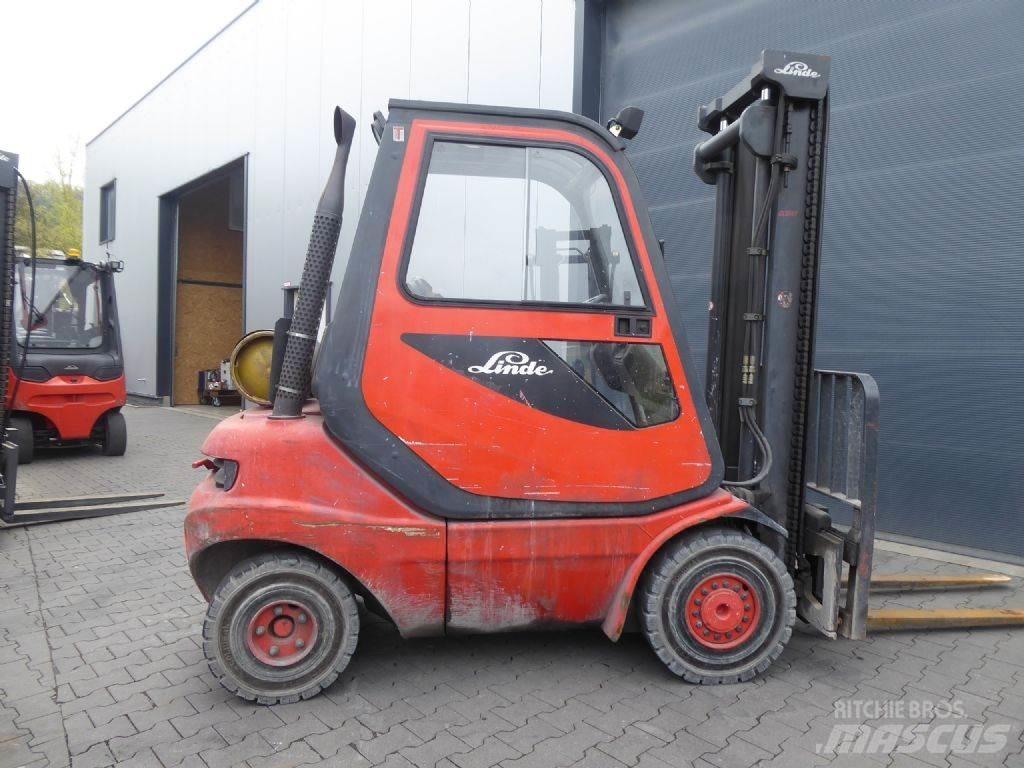Linde H25T-03 Камиони с АГУ
