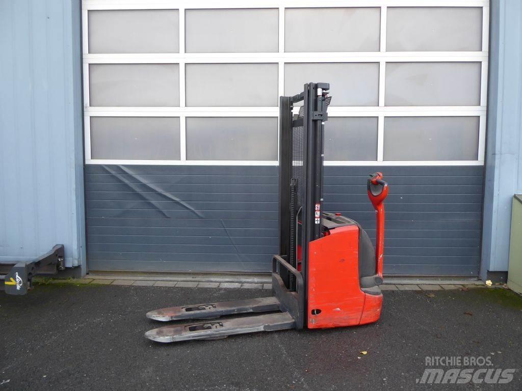 Linde L12L Колички високоповдигачи с теглич