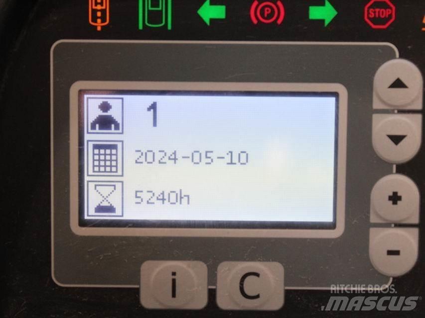 BT RRE 160 Ретрак/ Високоповдигач с изместване на вилката напред
