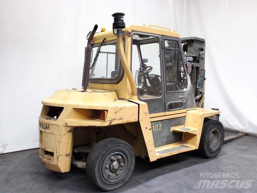 CAT DP 60 Дизелови камиони
