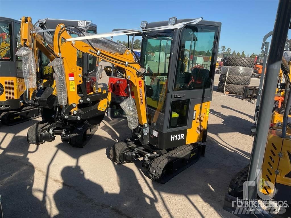AGT H13R Мини екскаватори < 7 т