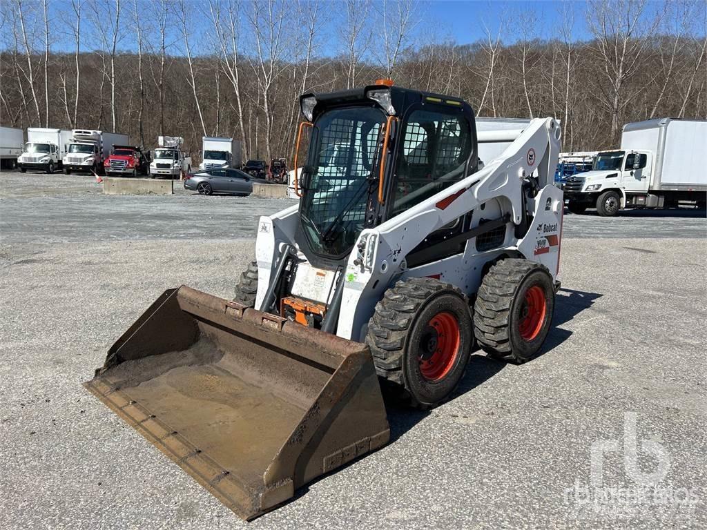 Bobcat S740 Мини товарачи

