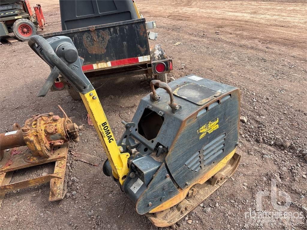 Bomag BPR45/55D Уплътнители за плочи
