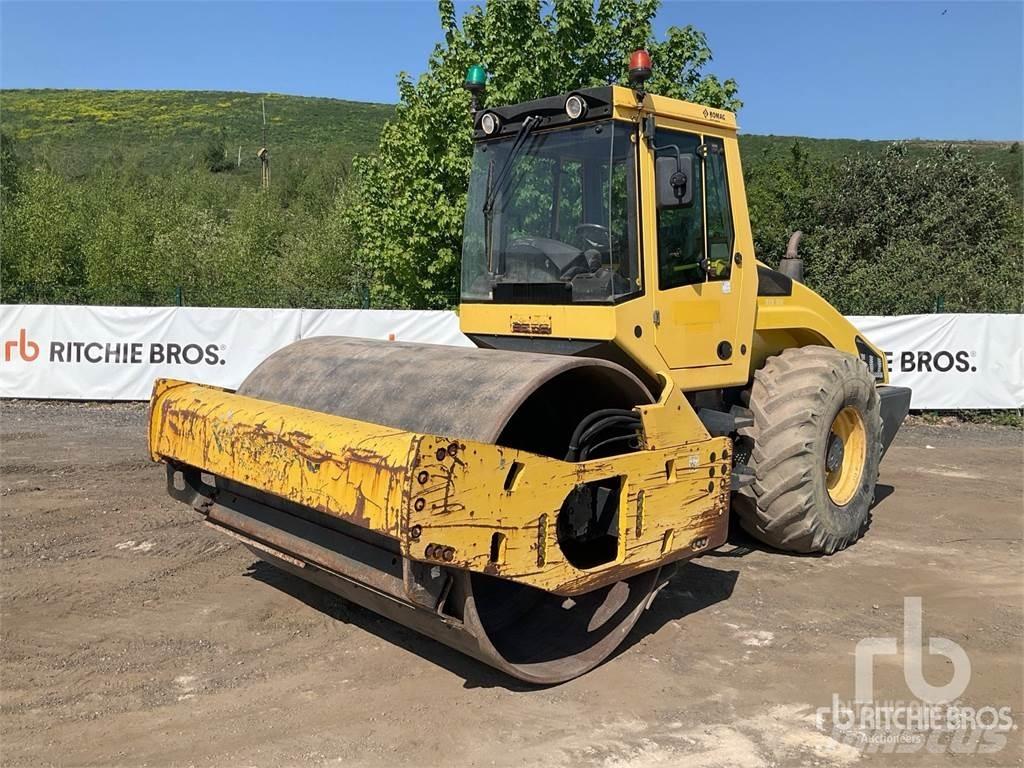 Bomag BW213DH-4 Уплътнители за почва
