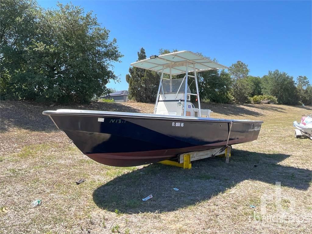  BOSTON WHALER Работни лодки / Баркаси