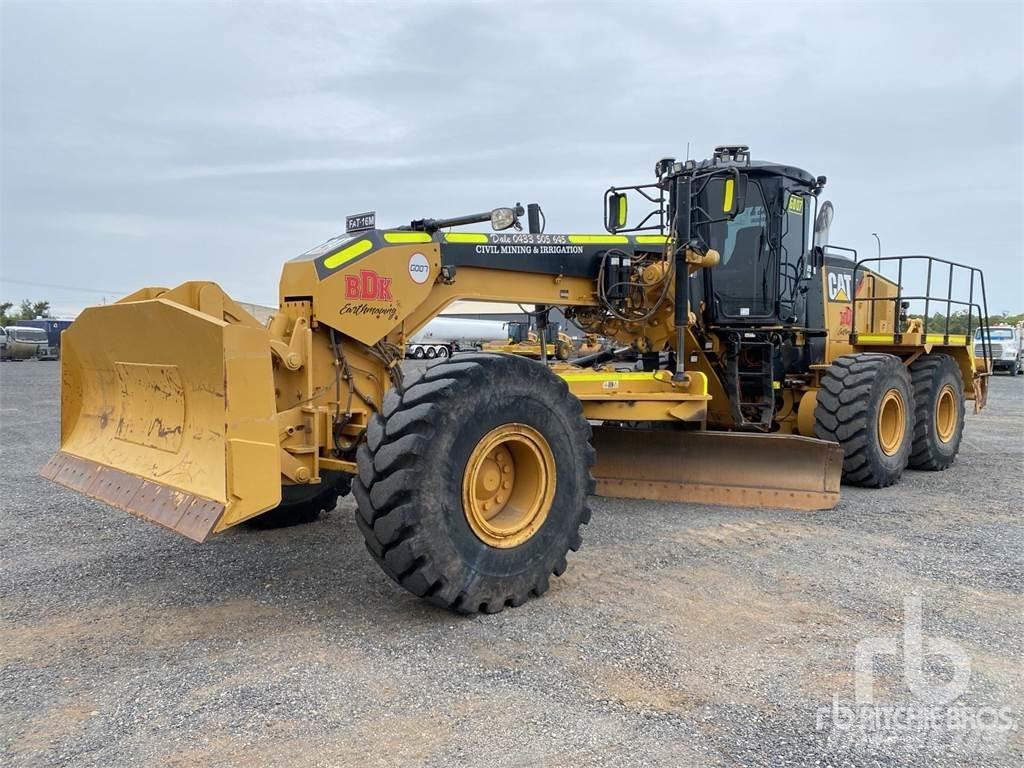 CAT 16M Грейдери