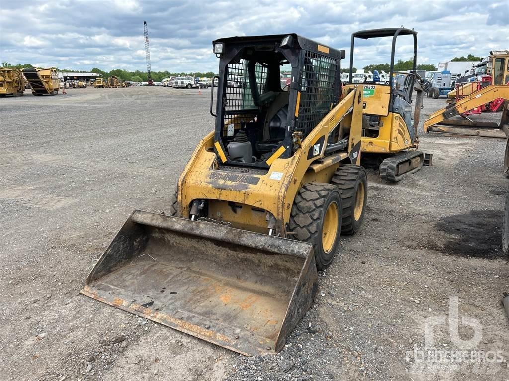 CAT 216B2 Мини товарачи
