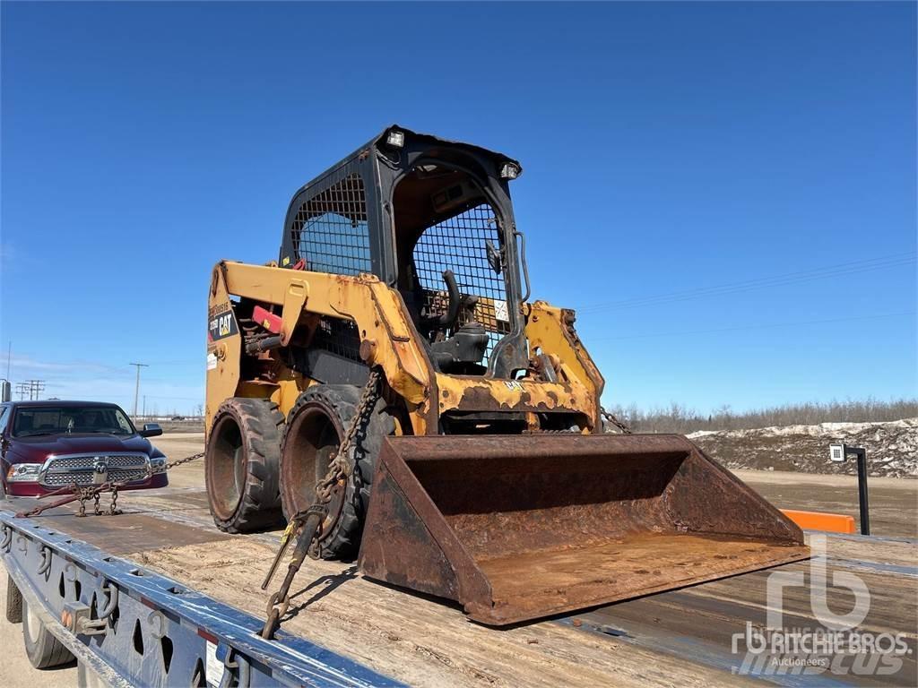 CAT 226D Мини товарачи
