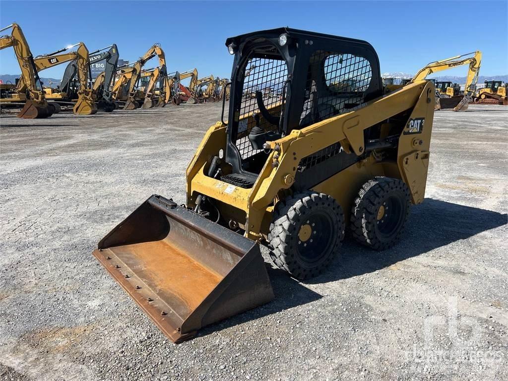 CAT 226D C1-H2 Мини товарачи
