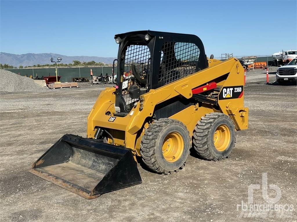 CAT 236D Мини товарачи
