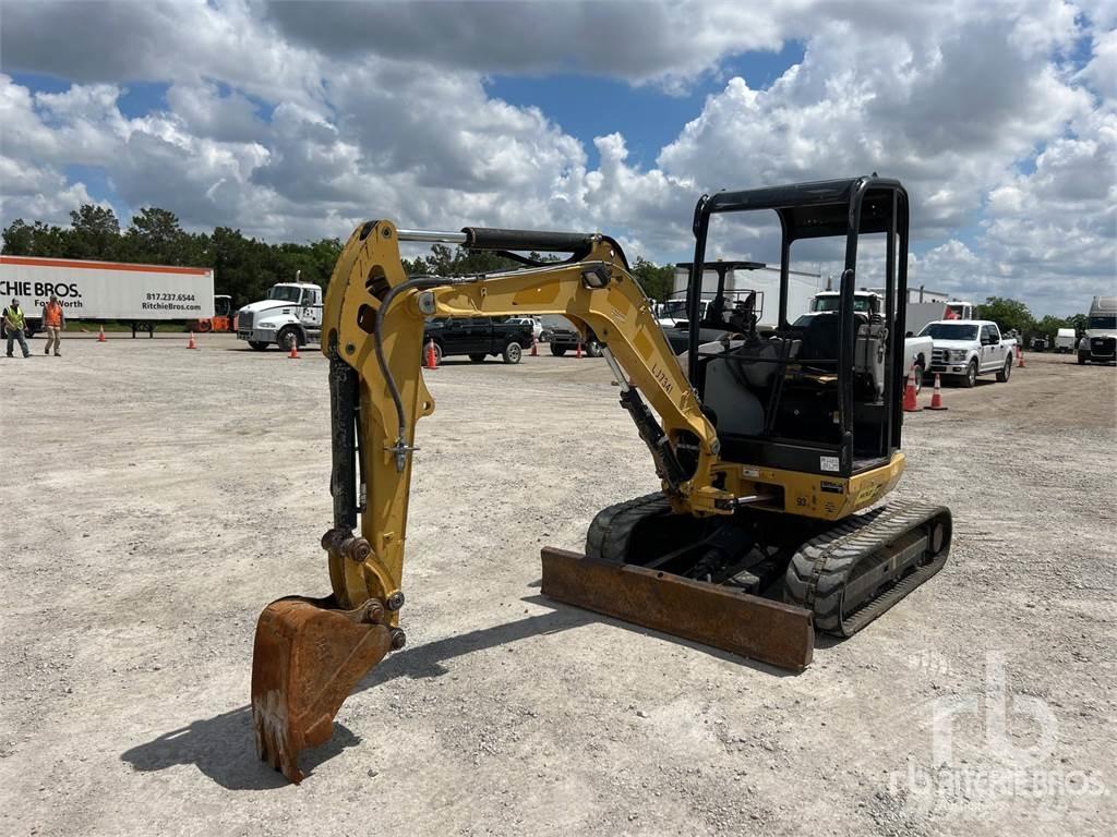 CAT 302.7DCR Мини екскаватори < 7 т