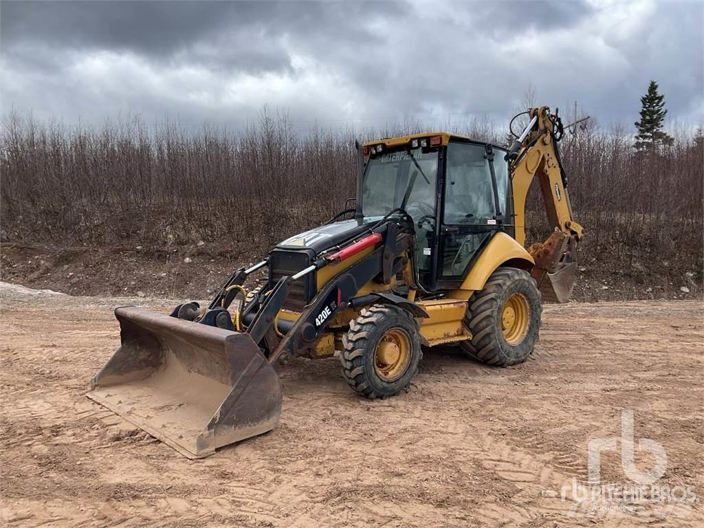 CAT 420E IT Товарач със заден ексватор