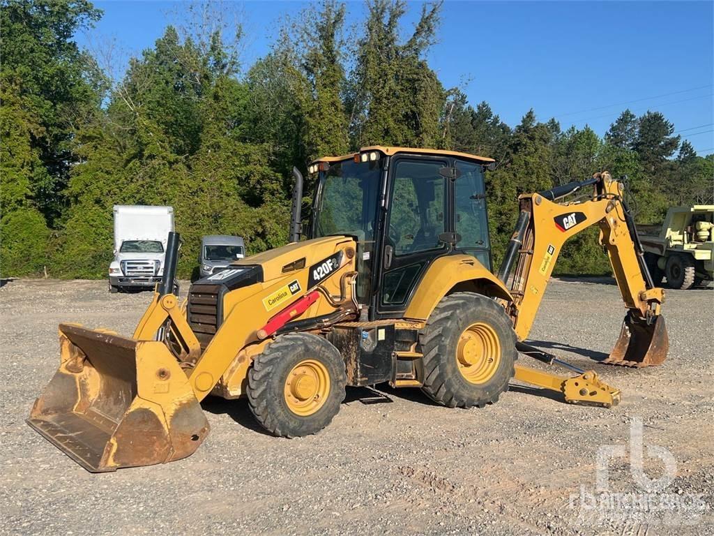 CAT 420F2 Товарач със заден ексватор