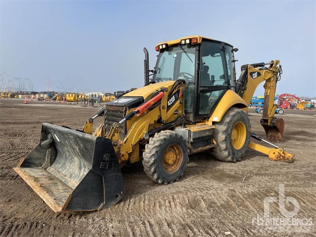 CAT 420FIT Товарач със заден ексватор