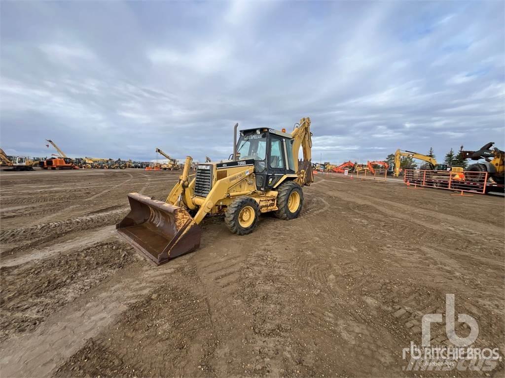 CAT 426B Товарач със заден ексватор