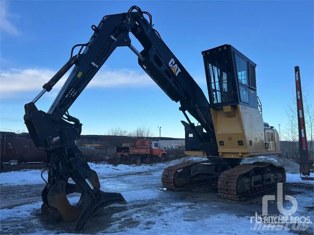 CAT 558LL Товарачи с наклонена стрела
