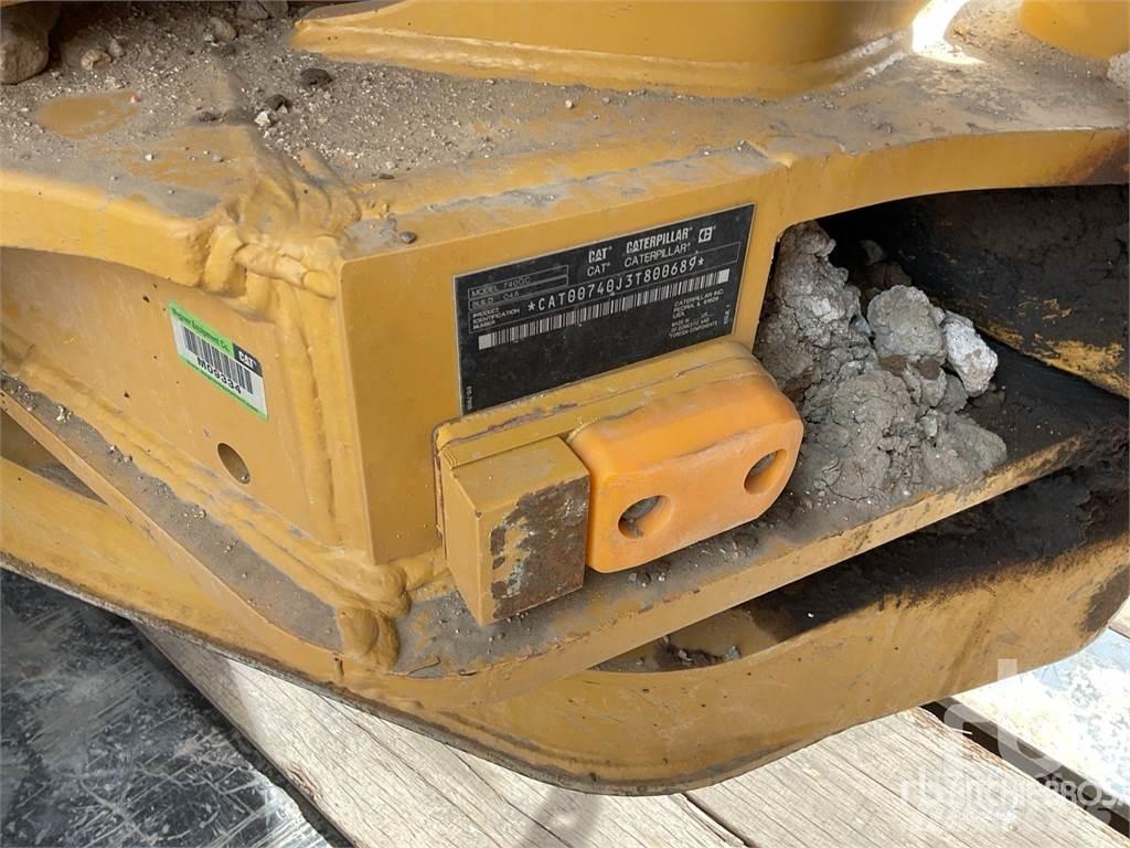 CAT 740GC Дъмпери/моторни превозни средства