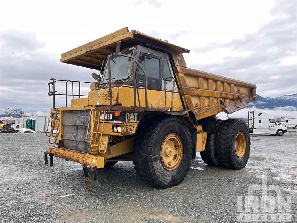CAT 773D Твърди самосвали

