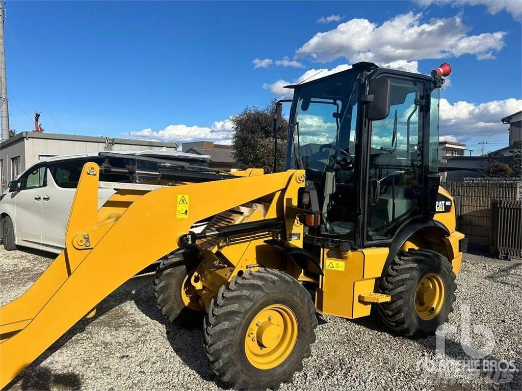 CAT 903C2 Колесни товарачи