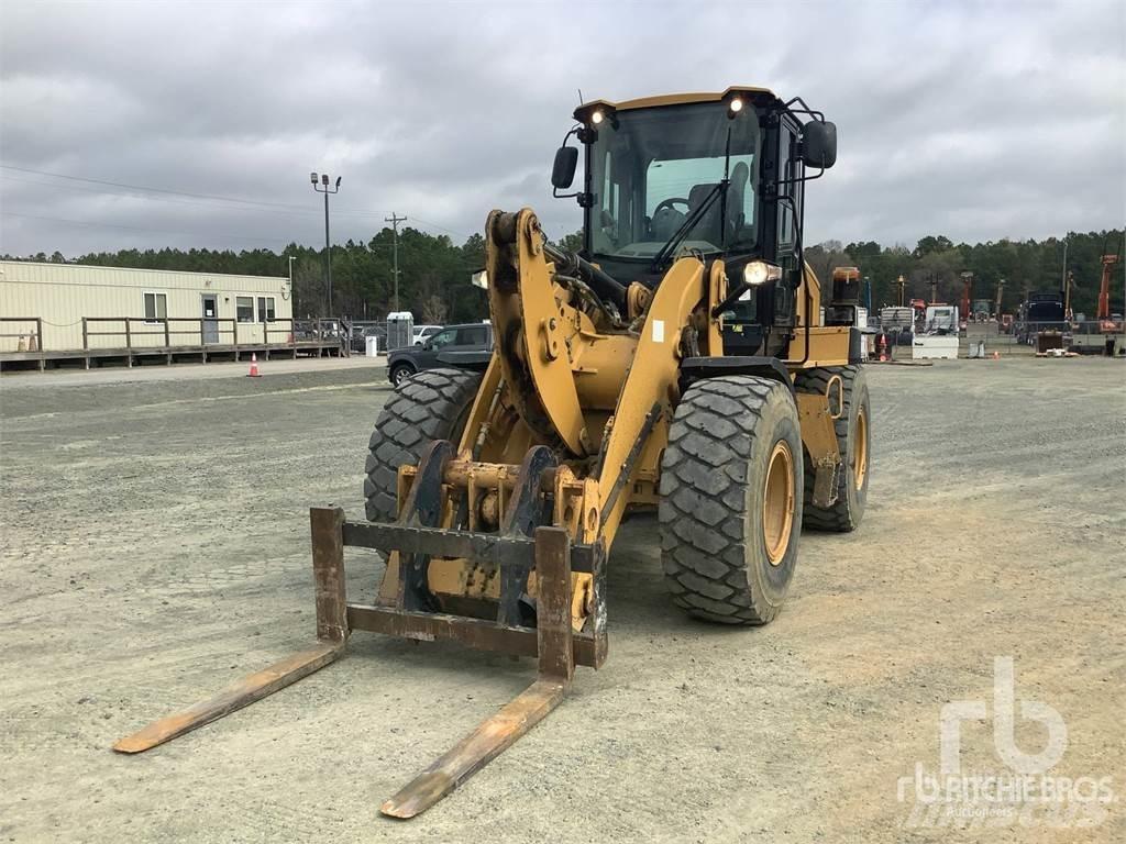 CAT 924K Колесни товарачи