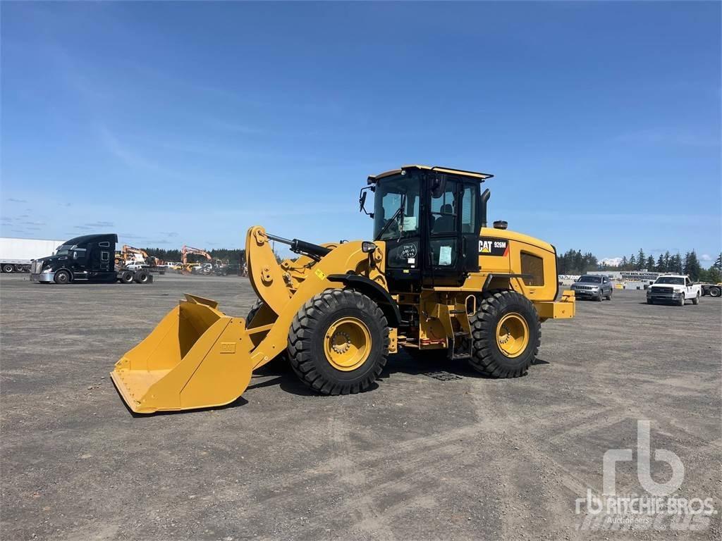 CAT 926 Колесни товарачи