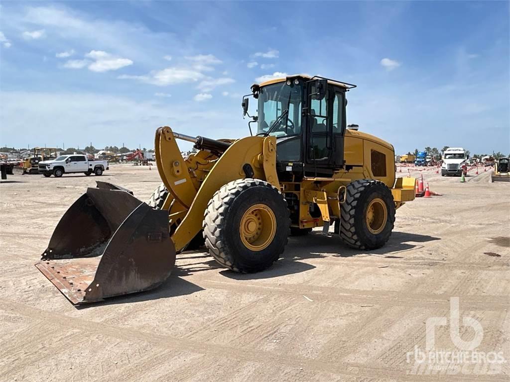 CAT 938M Колесни товарачи