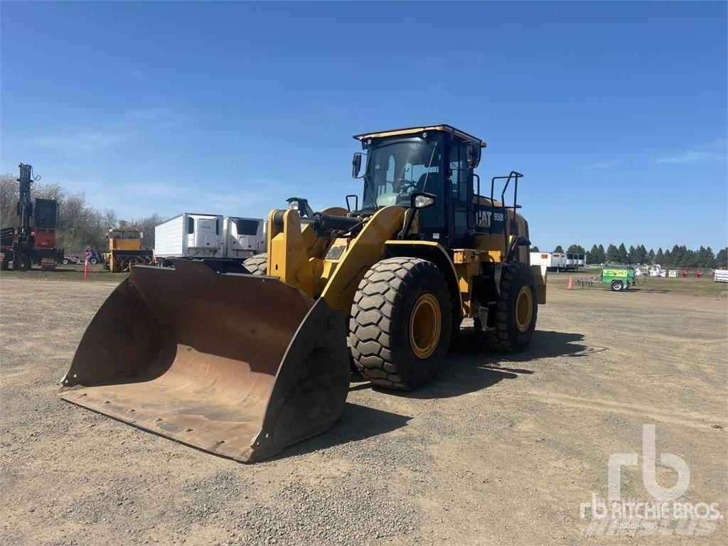 CAT 950M Колесни товарачи