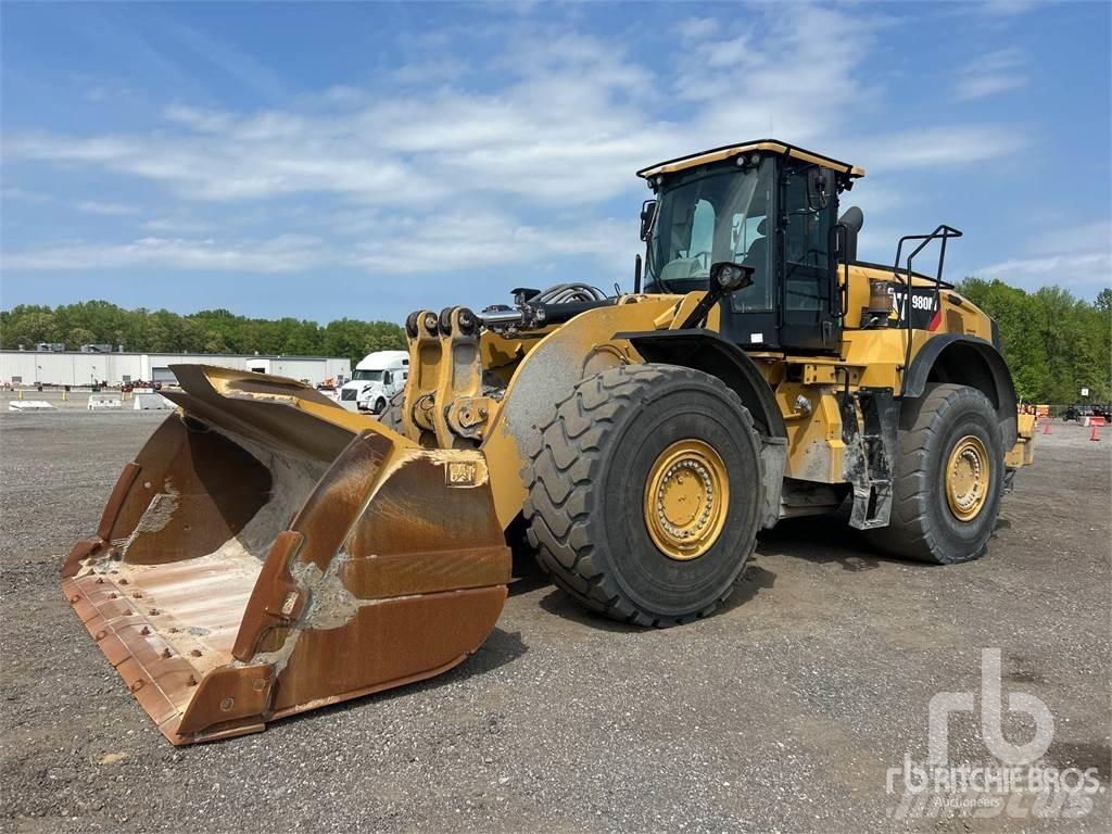 CAT 980M Колесни товарачи