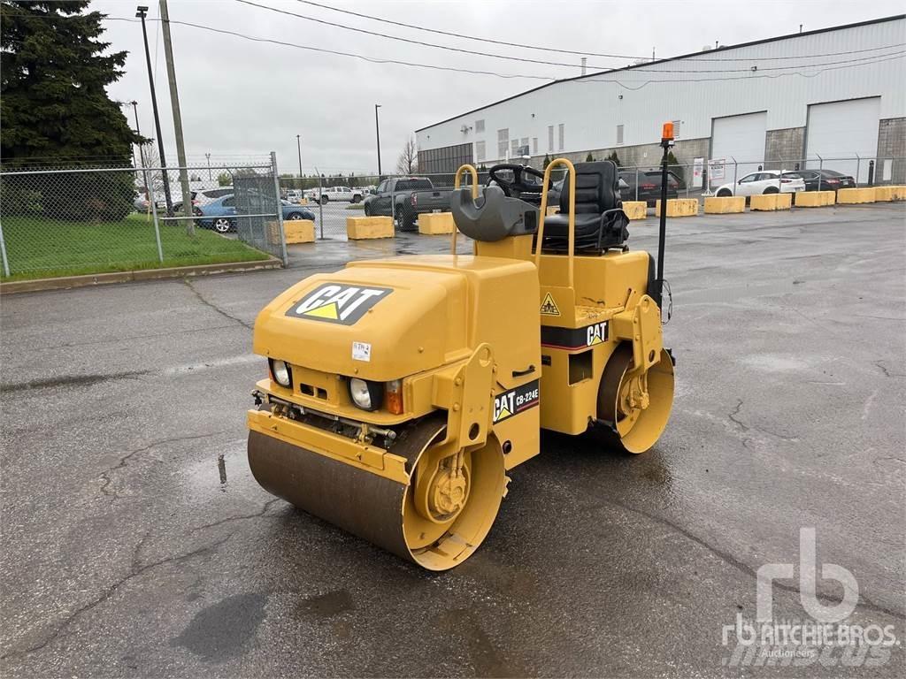 CAT CB224E Двойни барабанни ролки
