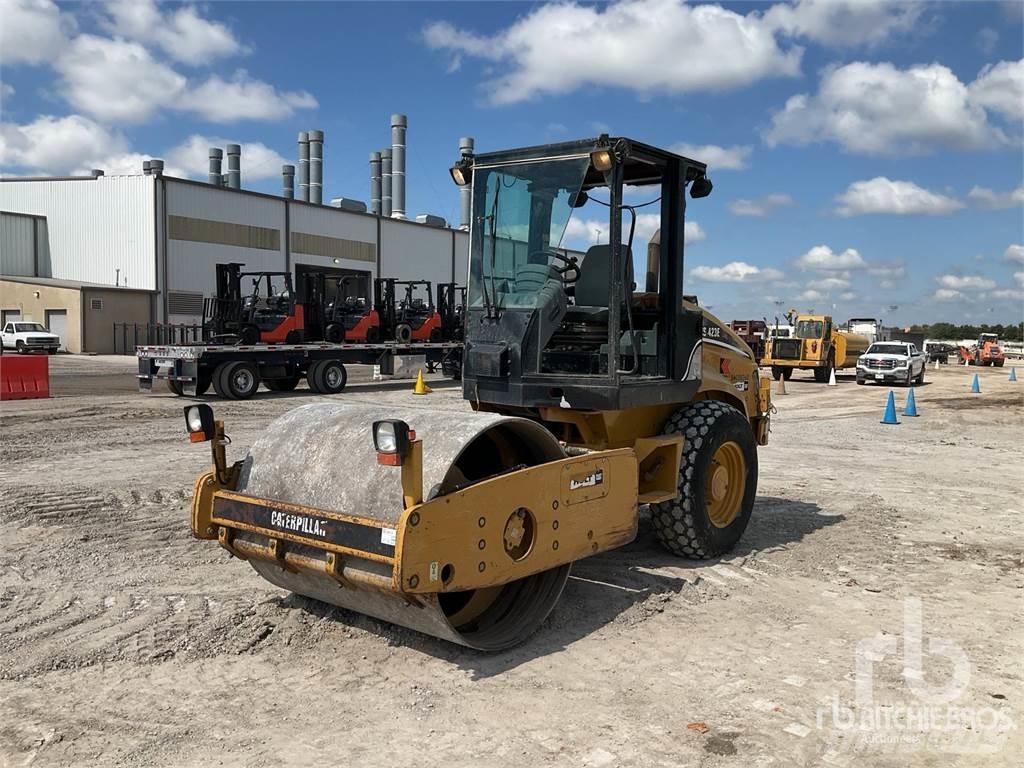 CAT CS423E Уплътнители за почва
