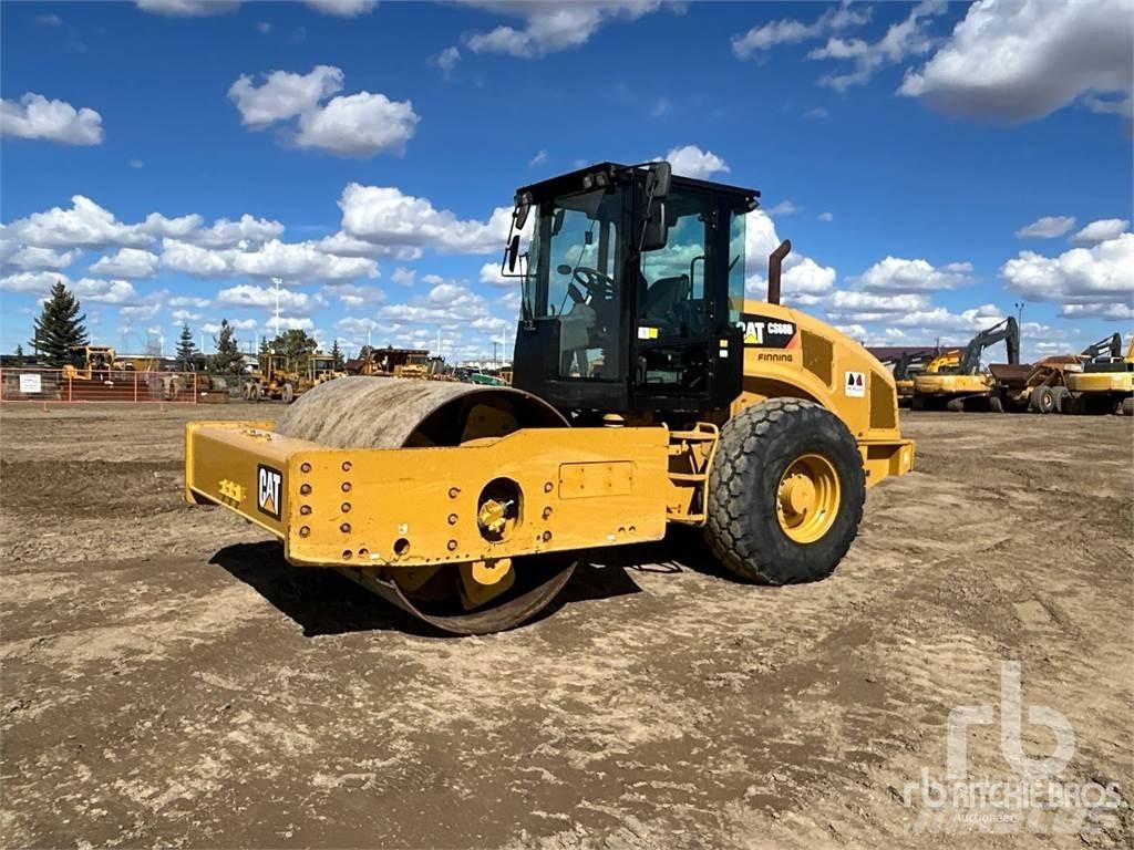 CAT CS68B Уплътнители за почва
