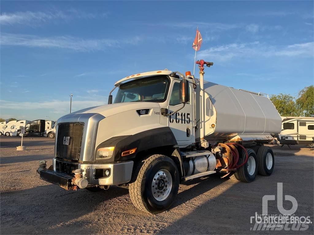 CAT CT660S Цистерни за вода
