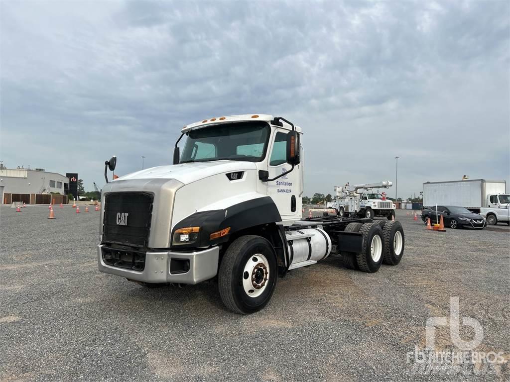 CAT CT660S Шаси кабини
