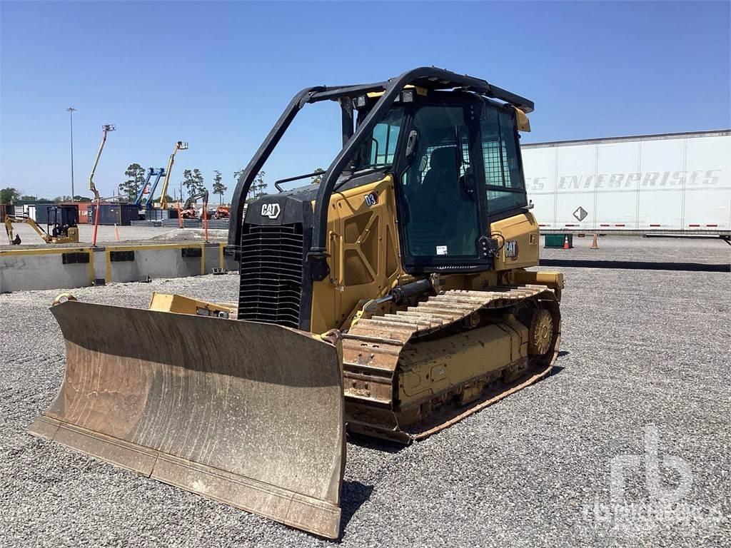 CAT D3 Верижни булдозери
