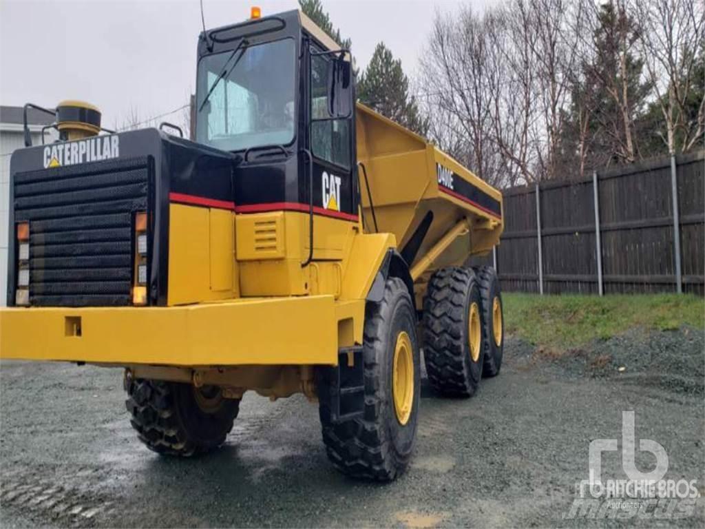 CAT D400E Дъмпери/моторни превозни средства