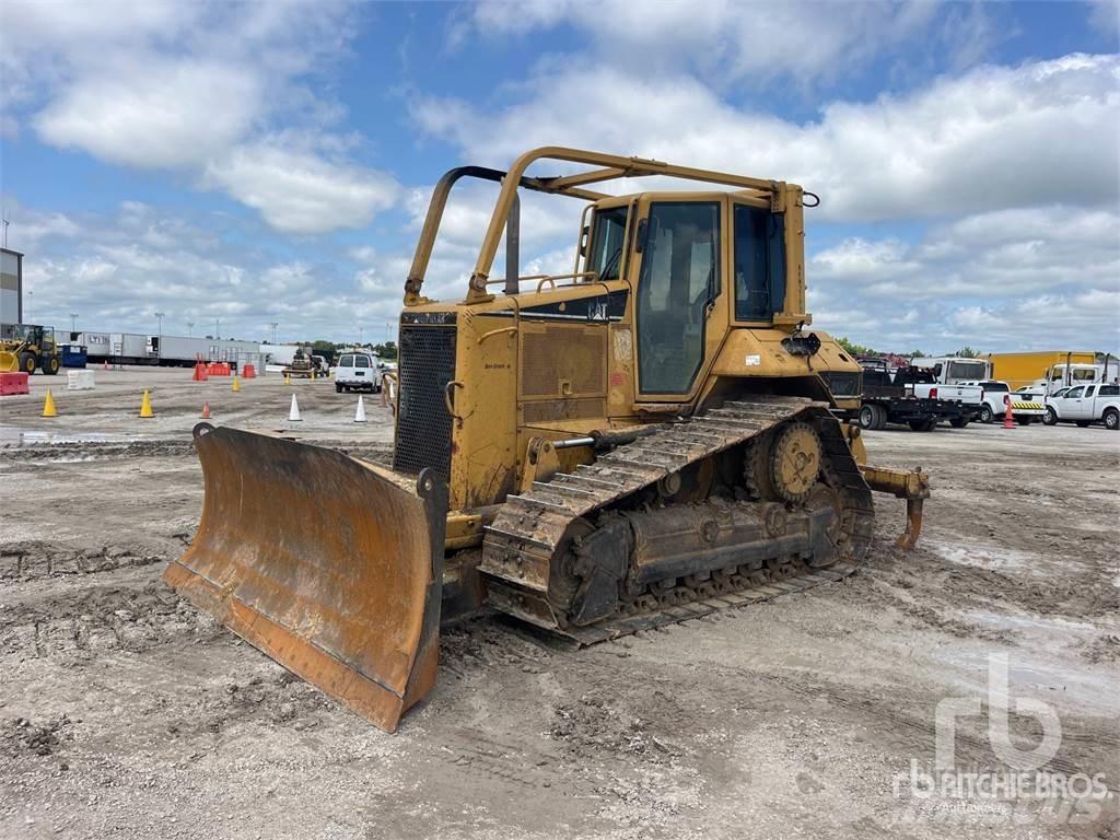 CAT D6N XL Верижни булдозери
