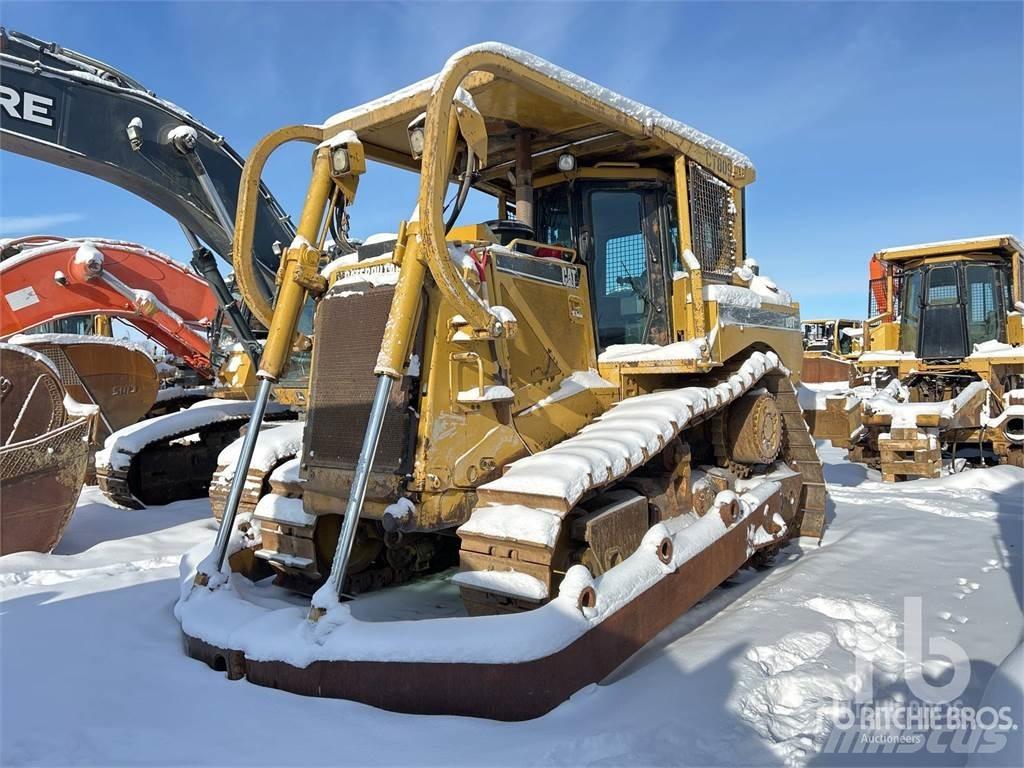 CAT D8T Верижни булдозери
