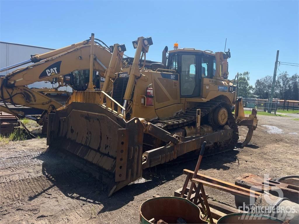 CAT D8T Верижни булдозери
