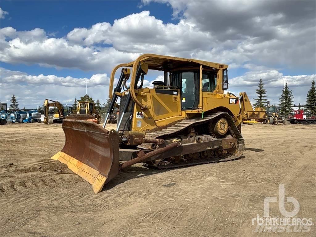 CAT D8T Верижни булдозери
