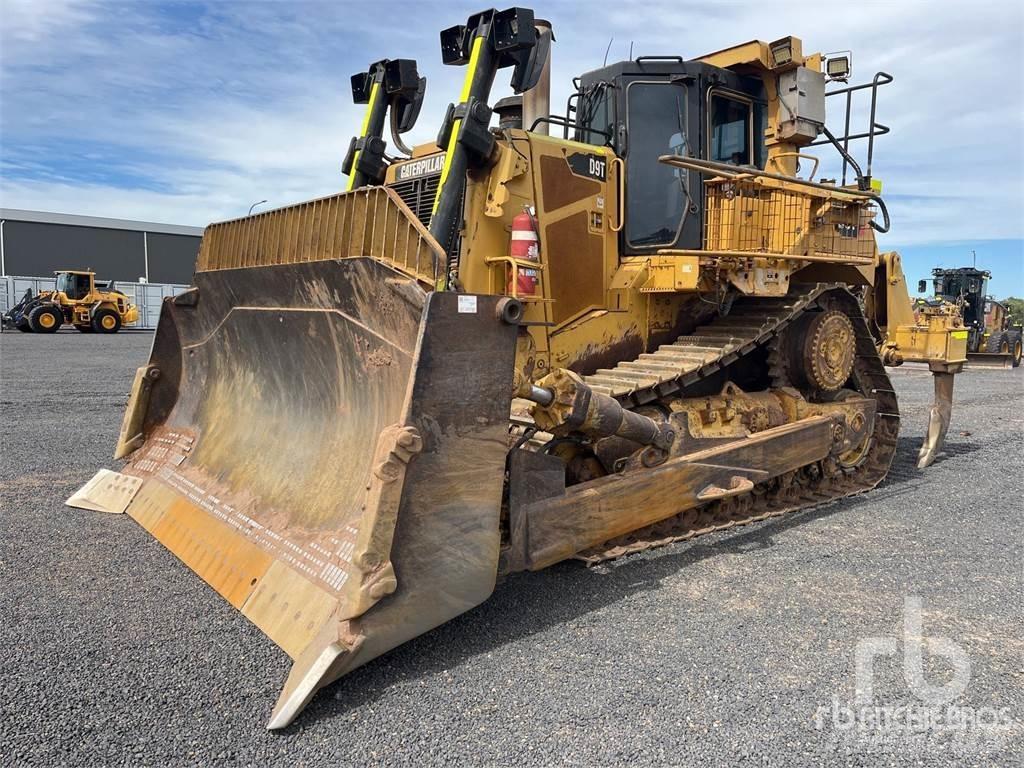 CAT D9T Верижни булдозери

