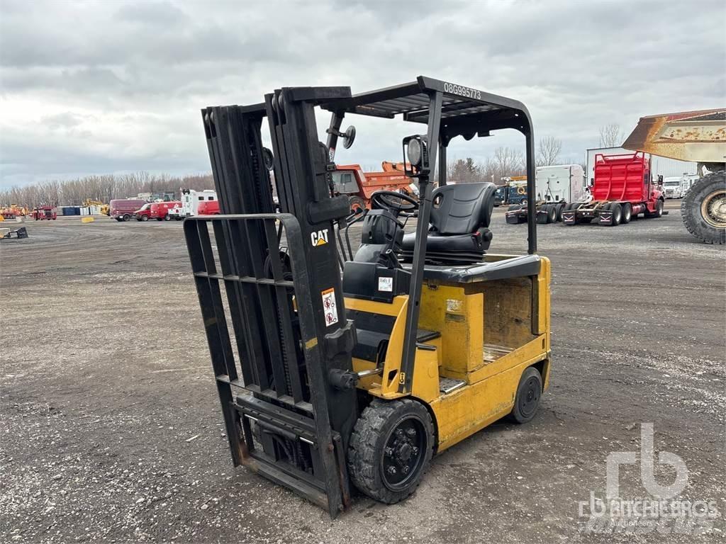 CAT EX4000 Електрически вилични кари-повдигачи