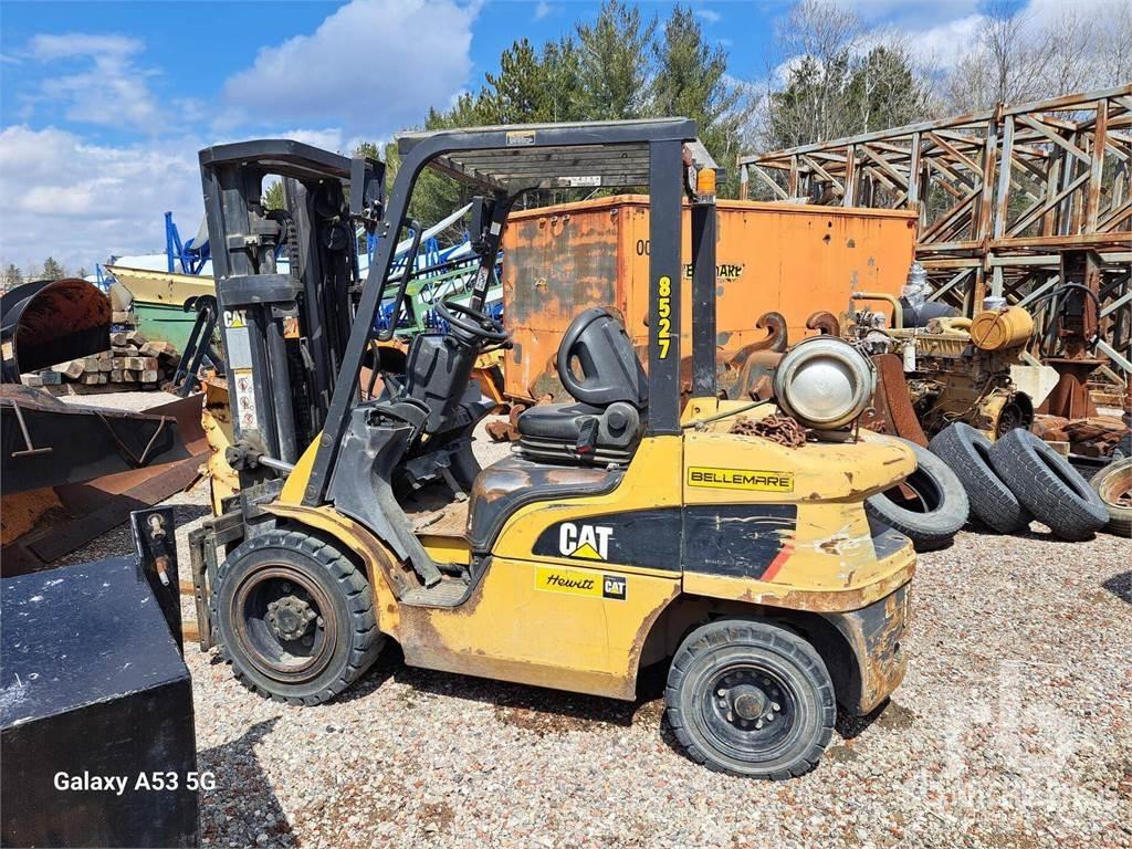 CAT GP30N5 Дизелови камиони