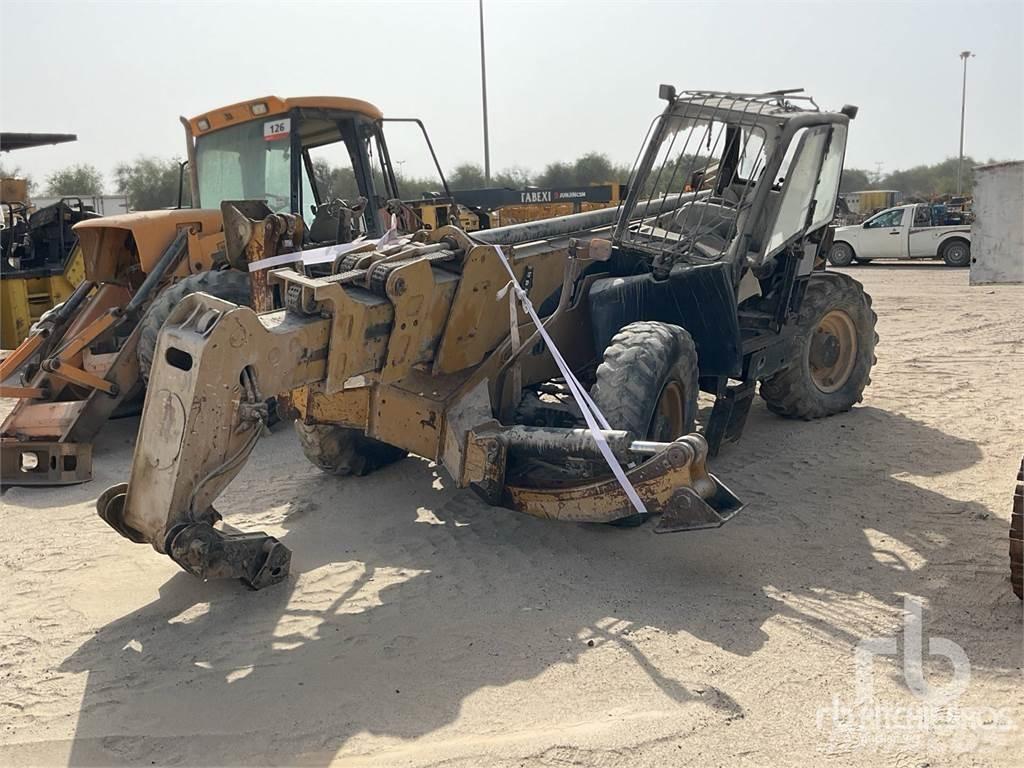 CAT TH580B Телескопични товарачи