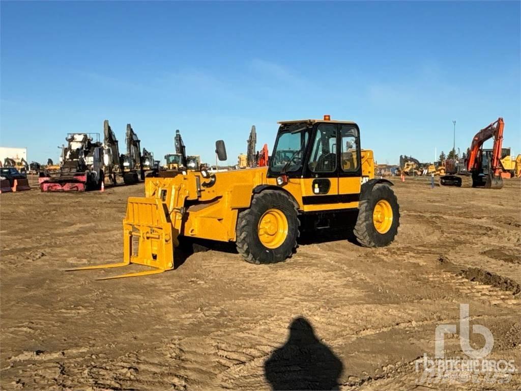 CAT TH83 Телескопични товарачи